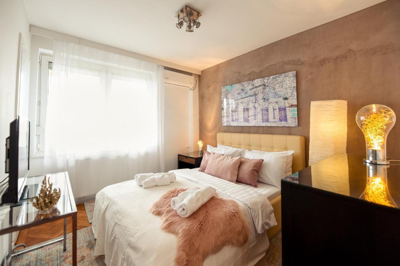 بوخارست New - Elegant Duplex With Amazing View & Balcony - Homey Residence المظهر الخارجي الصورة